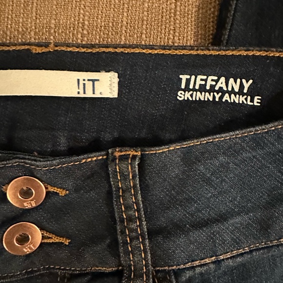 Tiffany Skinny It jeans Dark Blue Wash Size 12 - Picture 4 of 6